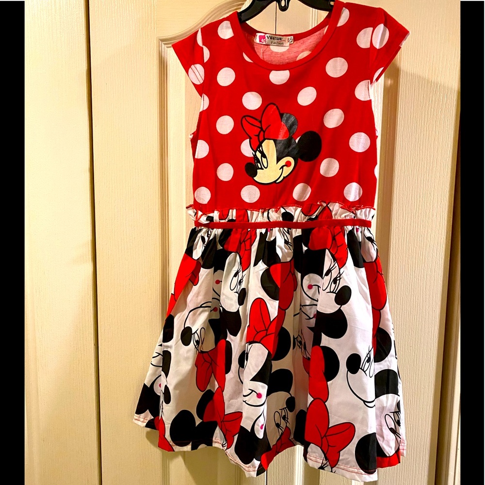 NWT. Minnie Mouse summer casual dress